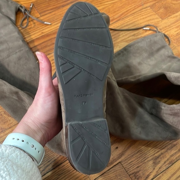 Marc Fisher Side Zip Over The Knee Faux Suede Boots Taupe size 7 - Picture 6 of 10